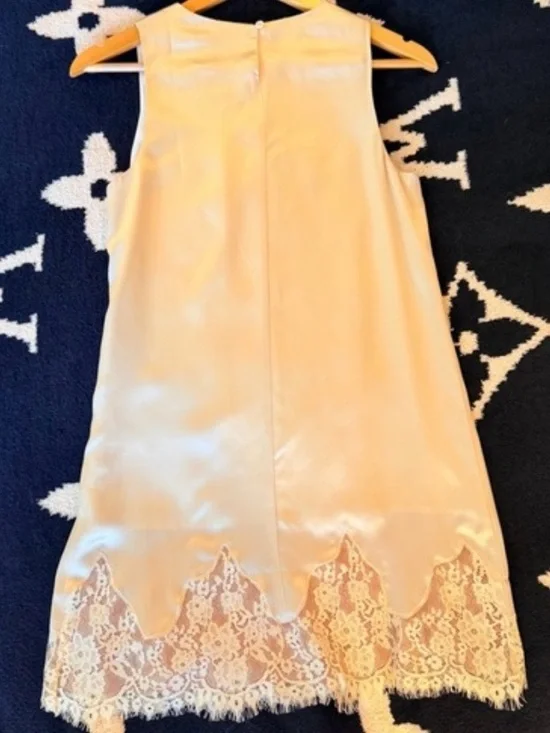 Reformation Jessalyn Silk Dress In Almond, NWOT, NEVER WORN, NO FLAWS. - Picture 5 of 7